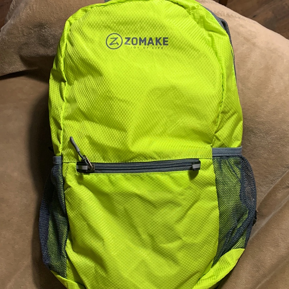 NWOT Zomake Backpack